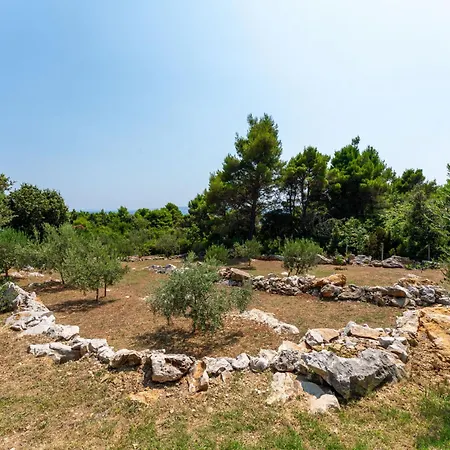 Dundo House By Interhome Feriehus