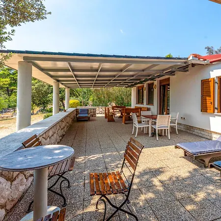 Dundo House By Interhome 라브