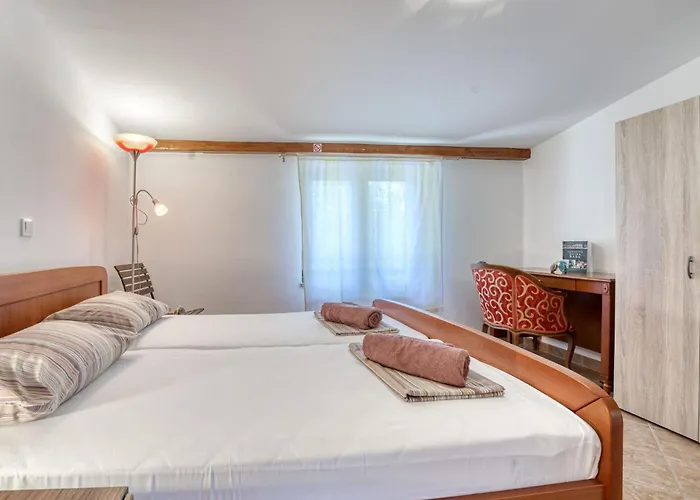 Dundo House By Interhome