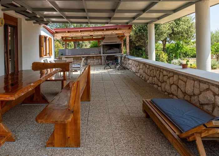 Dundo House By Interhome * Rab Town