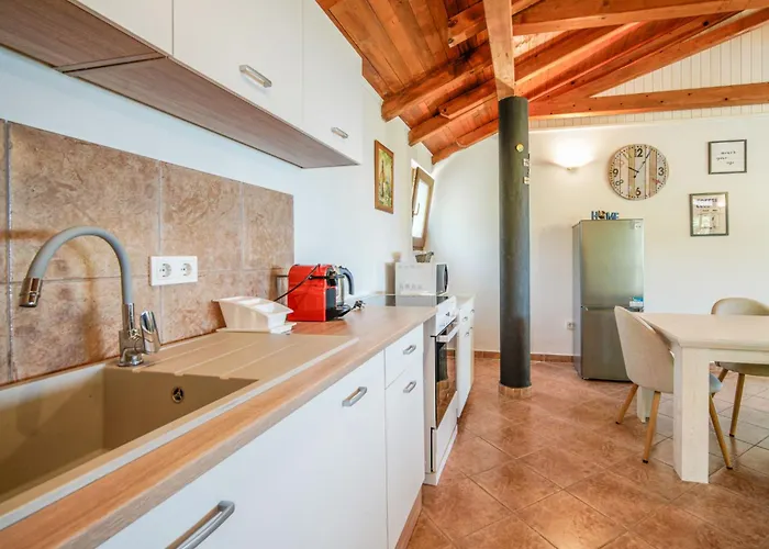 Casa vacanze Dundo House By Interhome Rab Town