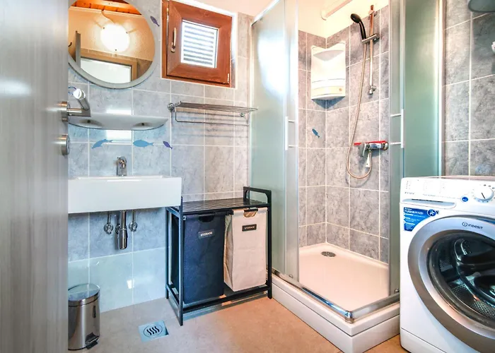 Dundo House By Interhome